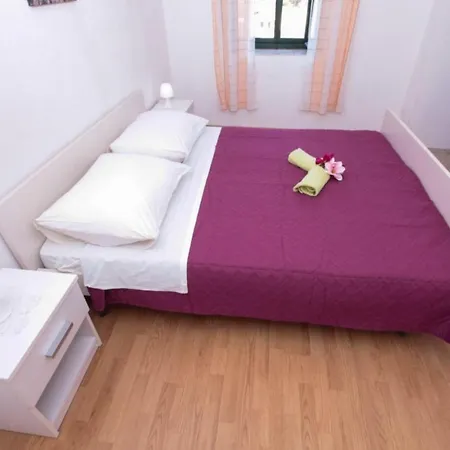 Apartment Robinson Milic *